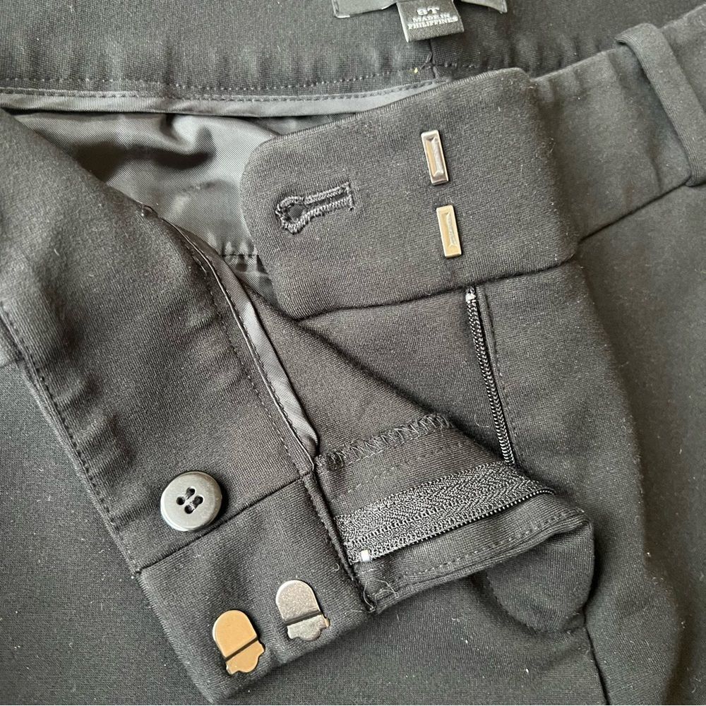 Ann Taylor Black Women’z Dress pants Sz 8T EUC - Picture 6 of 10